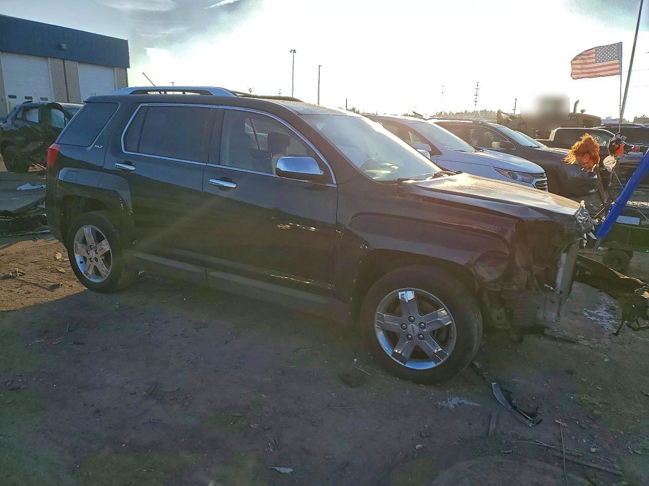 2012 GMC TERRAIN SLT photo 4