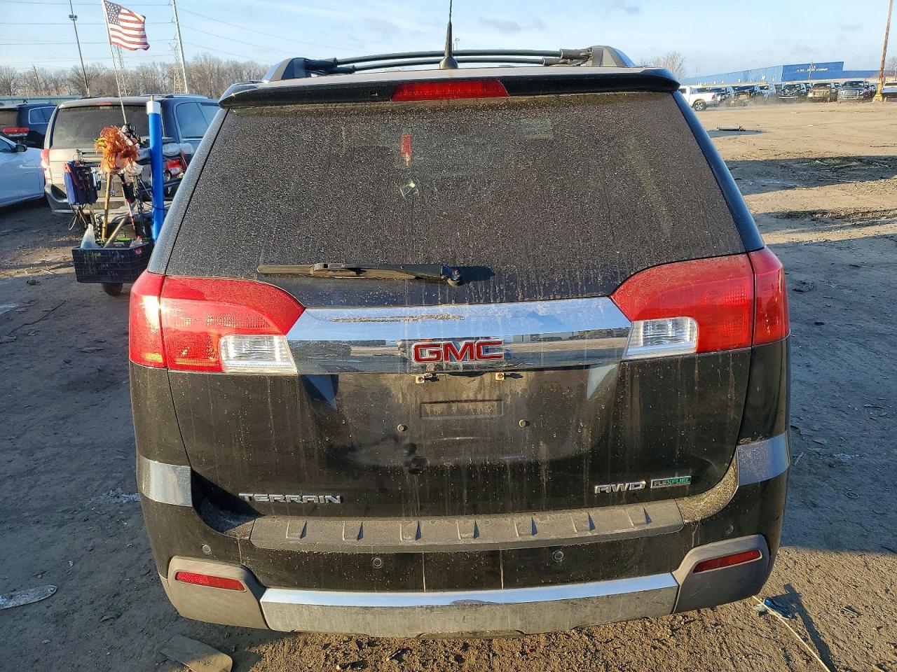 2012 GMC TERRAIN SLT photo 6
