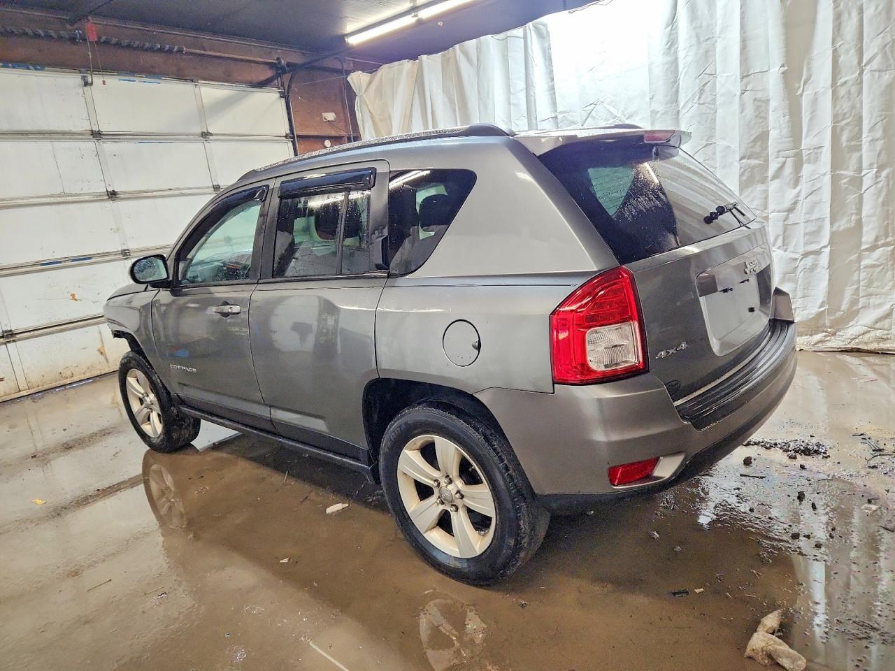 2012 JEEP COMPASS SPORT photo 2