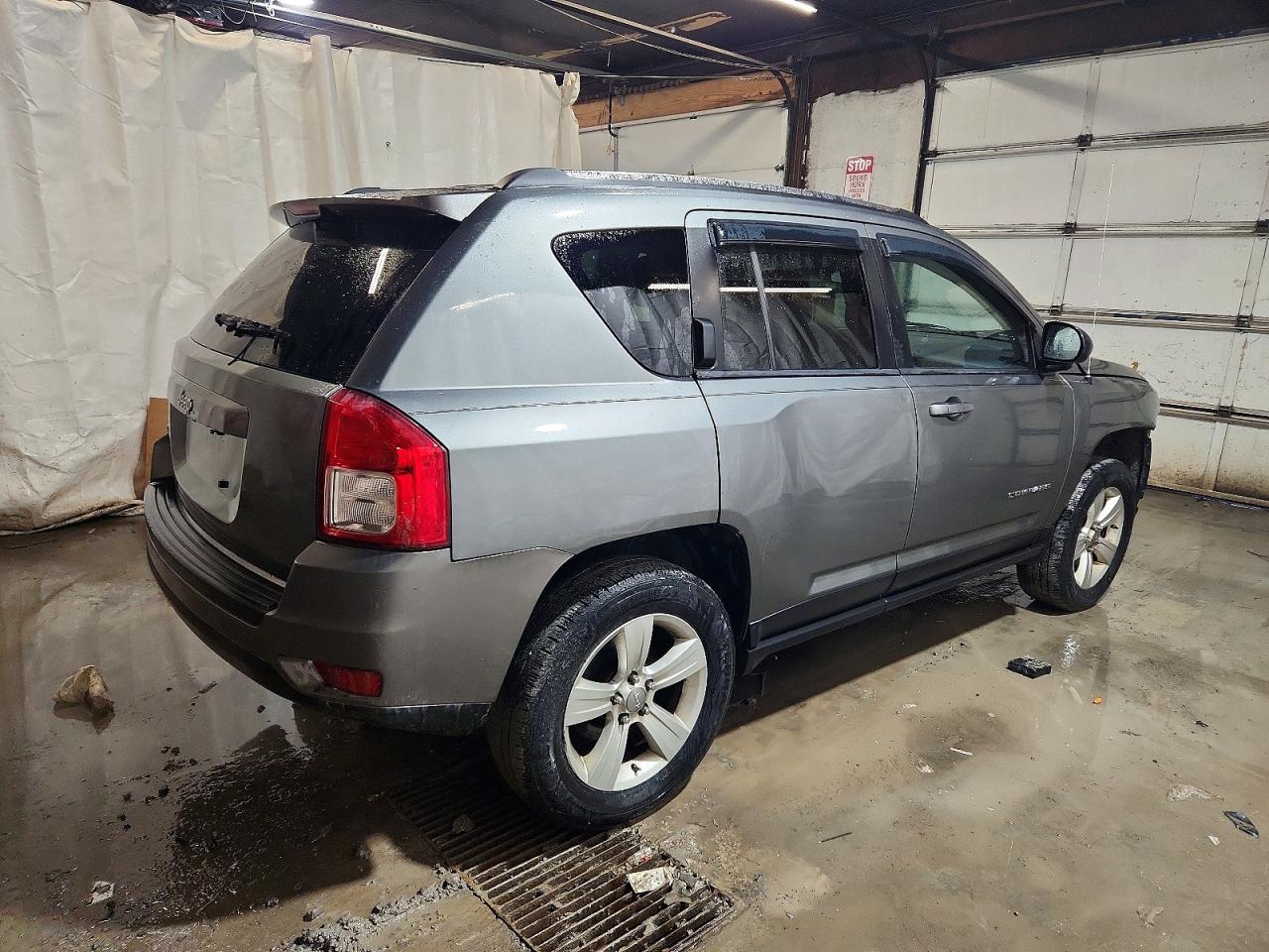 2012 JEEP COMPASS SPORT photo 3