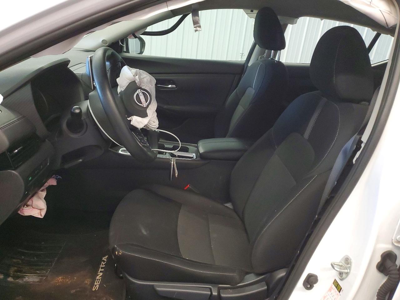 2025 NISSAN SENTRA SV photo 7