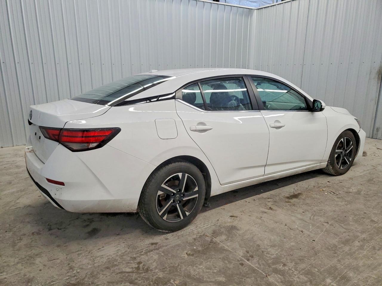 2025 NISSAN SENTRA SV photo 3