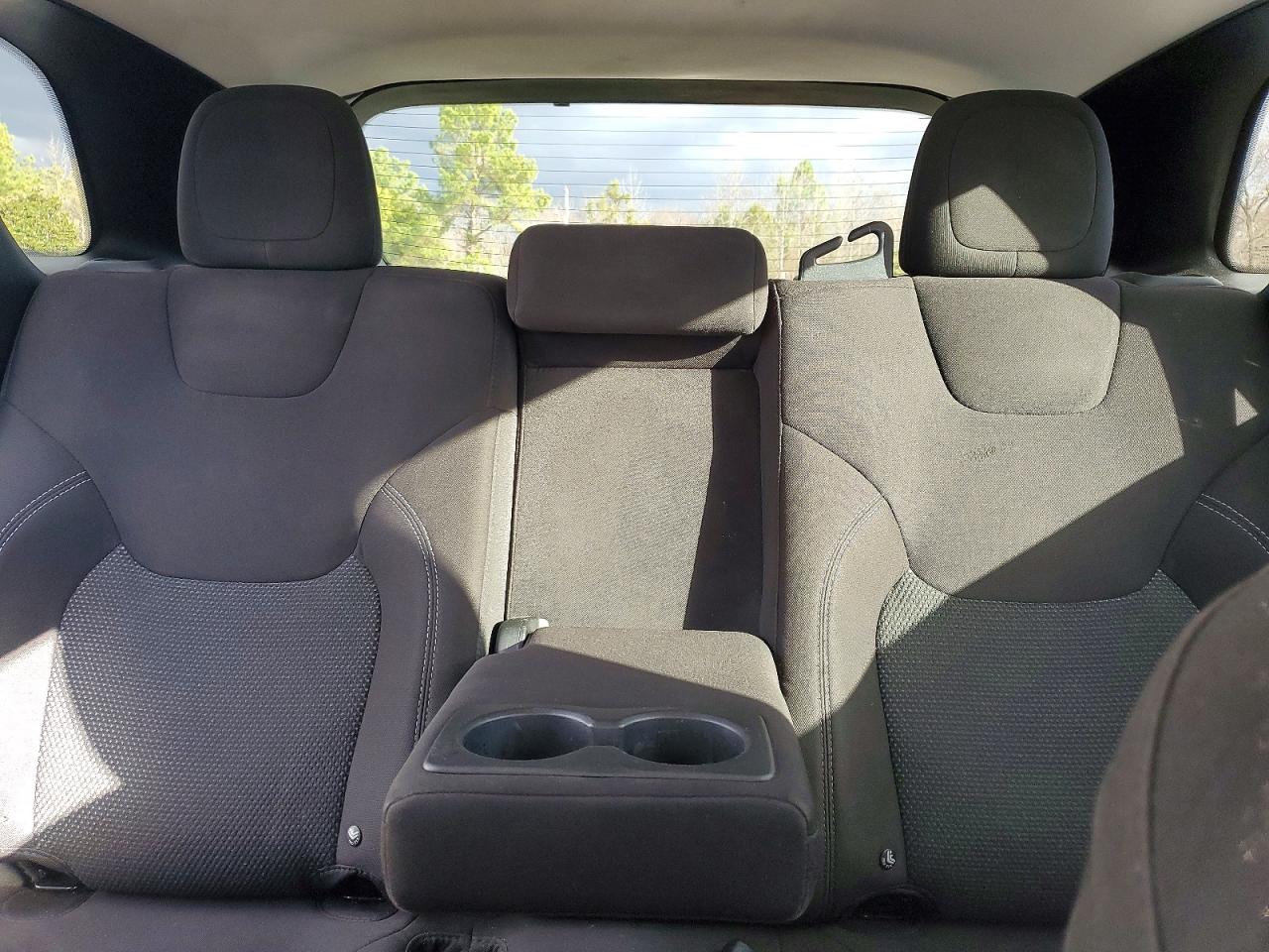 2019 JEEP CHEROKEE LATITUDE photo 10
