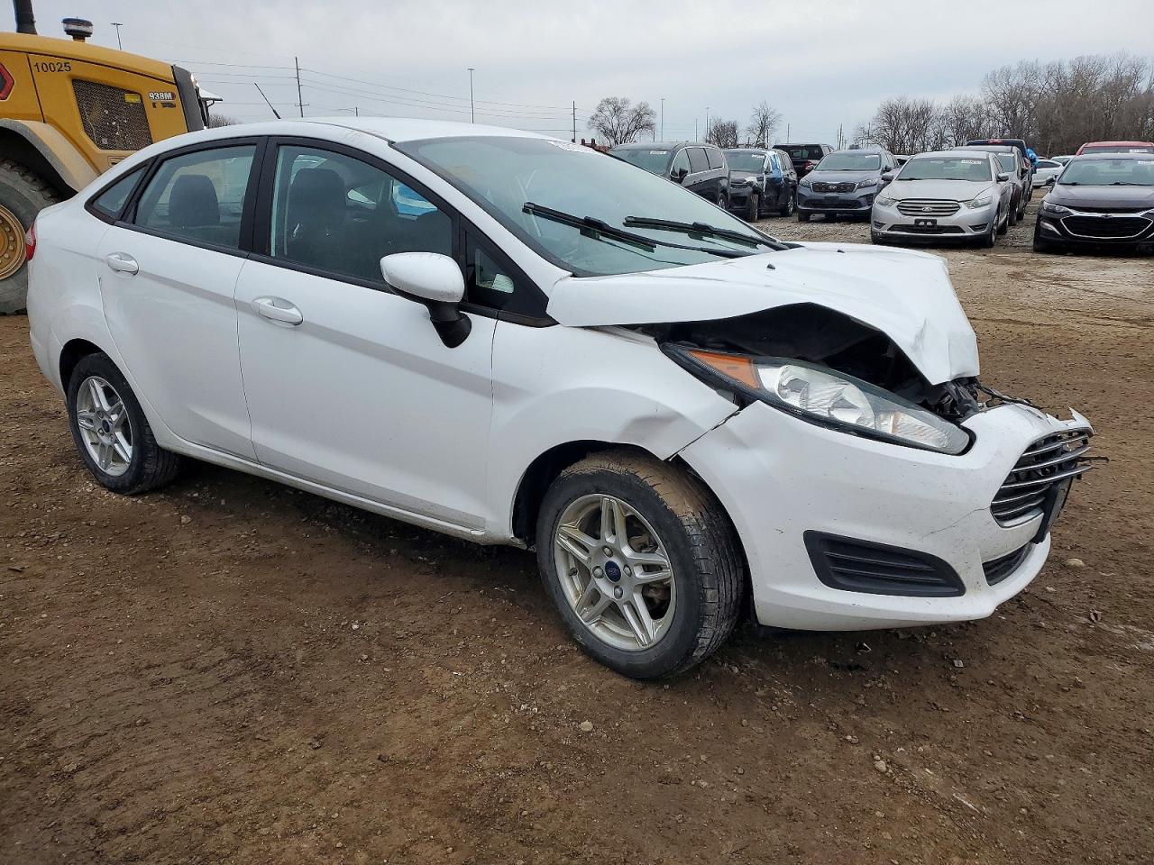 2018 FORD FIESTA SE photo 4
