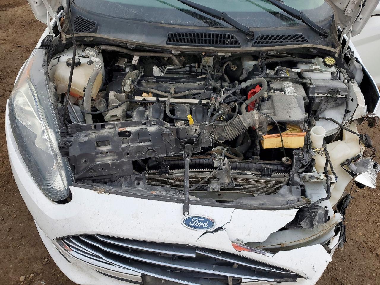 2018 FORD FIESTA SE photo 11