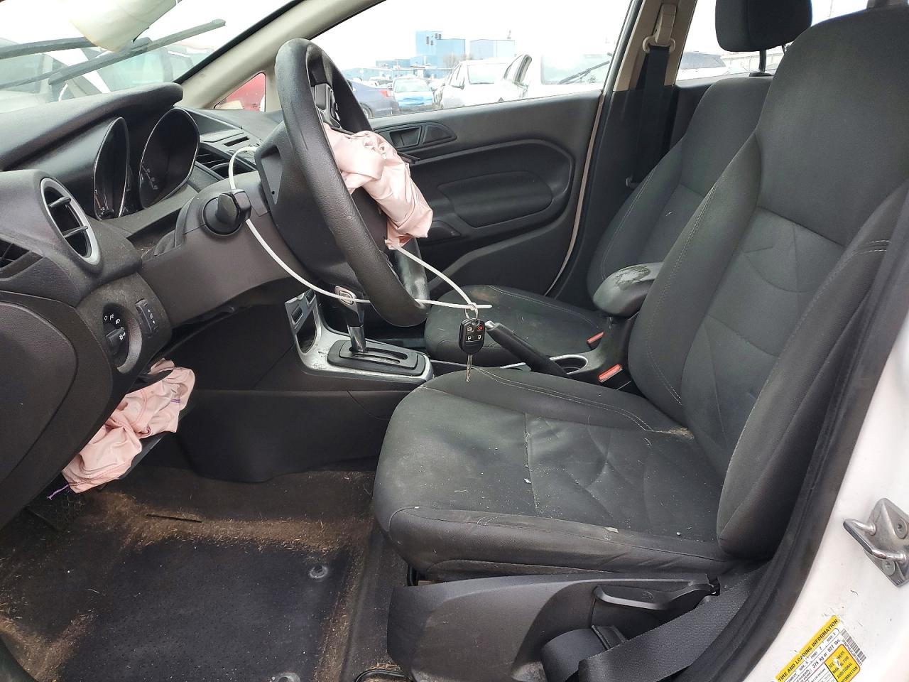 2018 FORD FIESTA SE photo 7