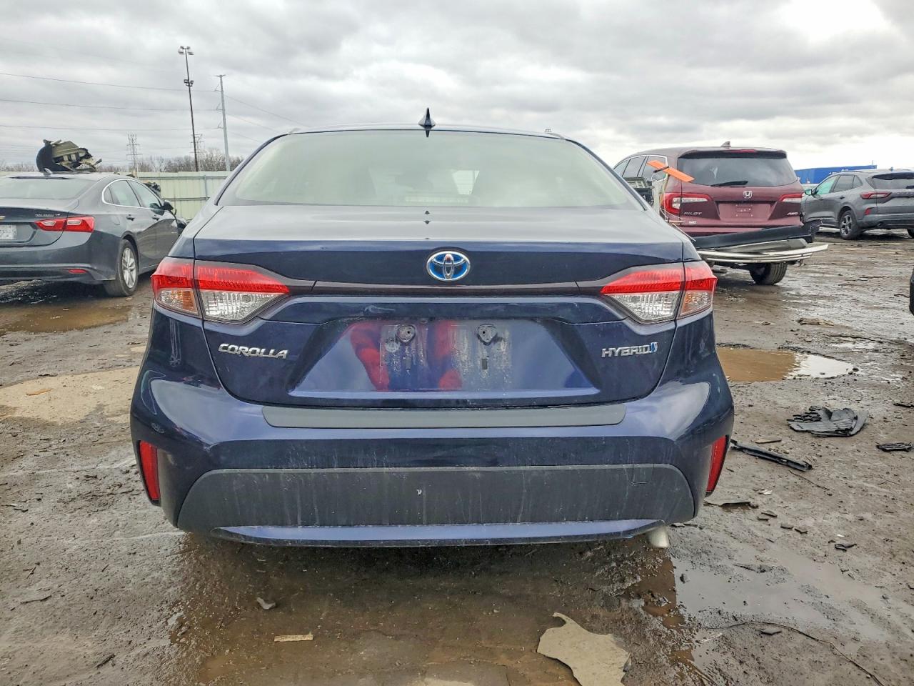 2021 TOYOTA COROLLA LE photo 6