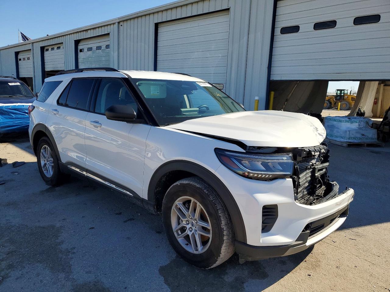 2025 FORD EXPLORER ACTIVE photo 4