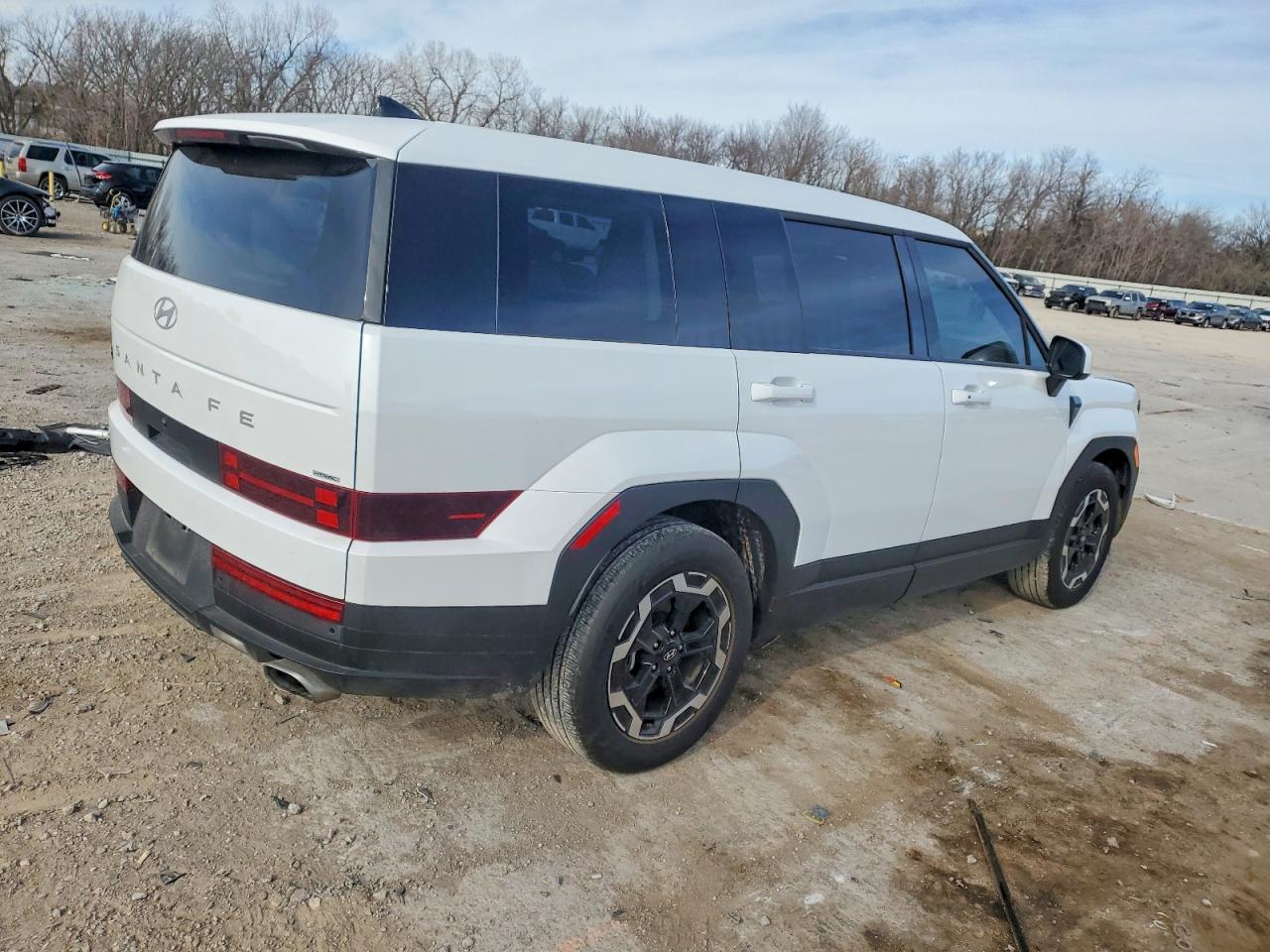 2024 HYUNDAI SANTA FE SE photo 3