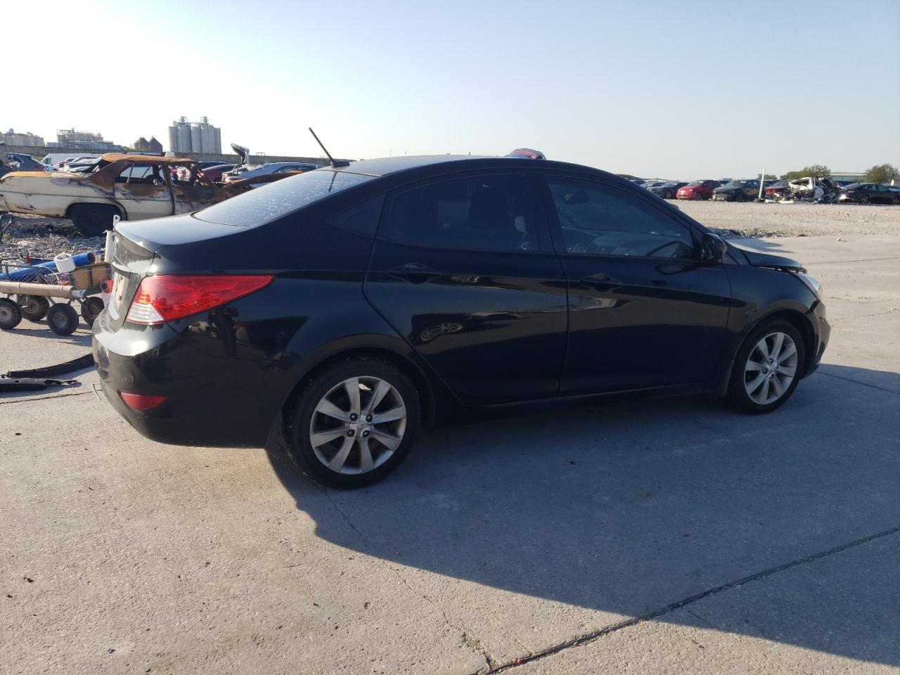 2012 HYUNDAI ACCENT GLS photo 5