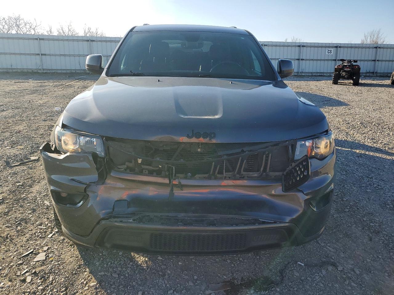 2018 JEEP GRAND CHEROKEE LAREDO photo 13