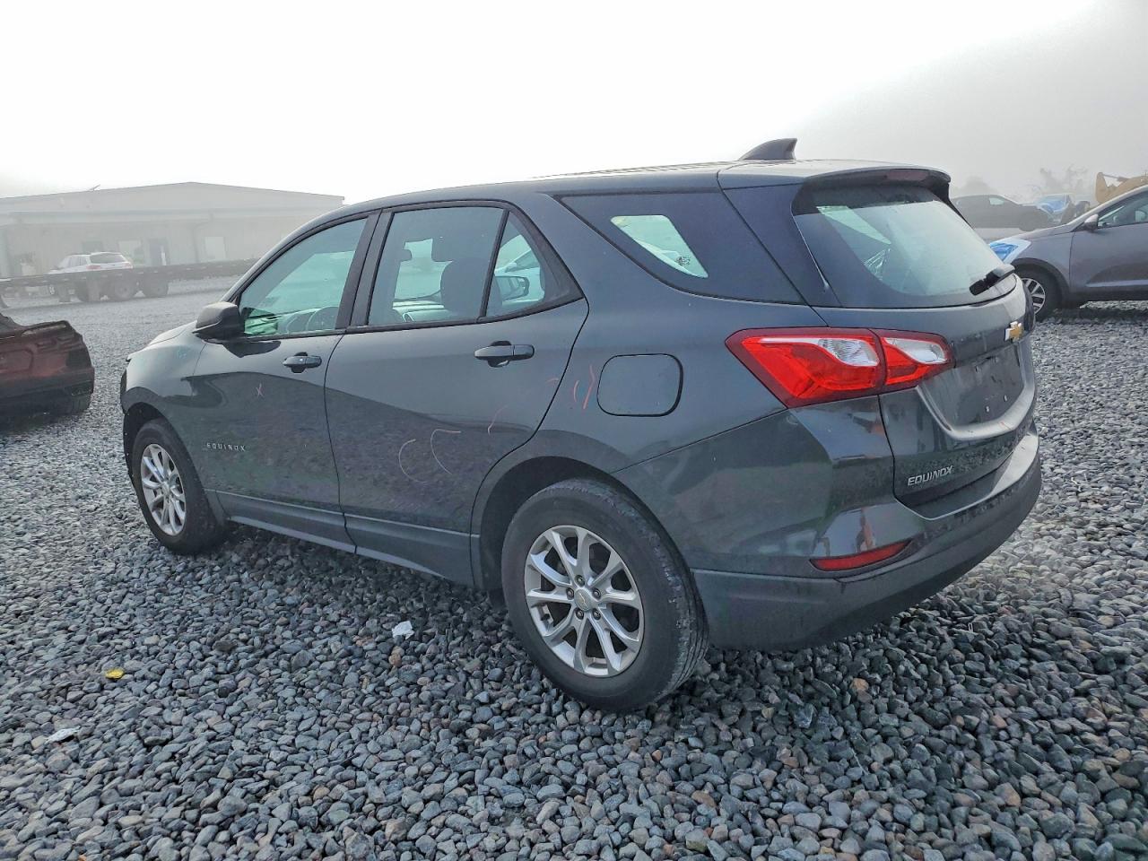 2020 CHEVROLET EQUINOX LS photo 2