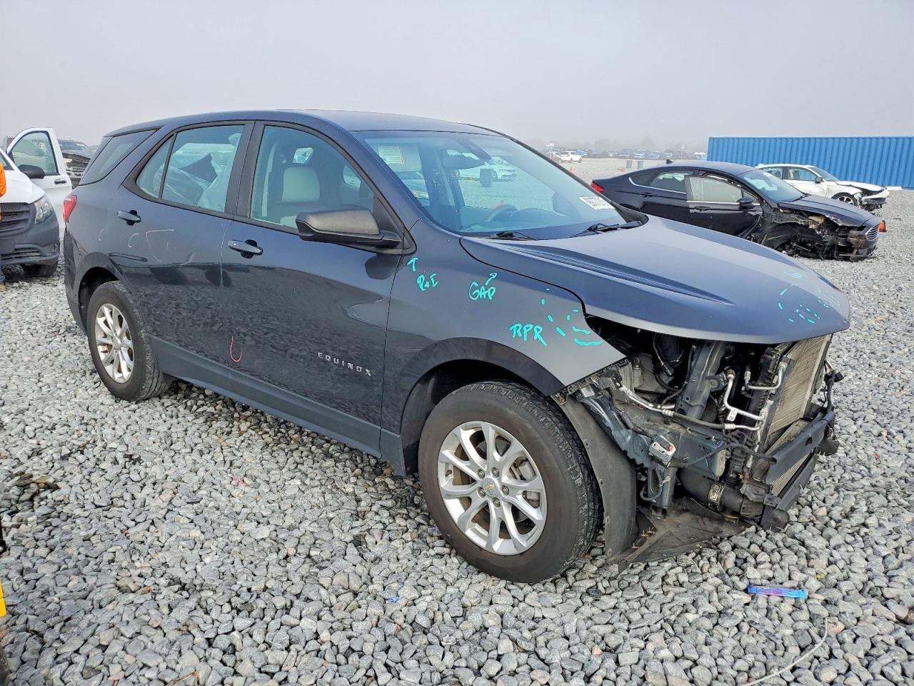 2020 CHEVROLET EQUINOX LS photo 4