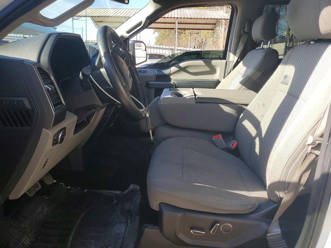2017 FORD F150 SUPERCREW photo 7