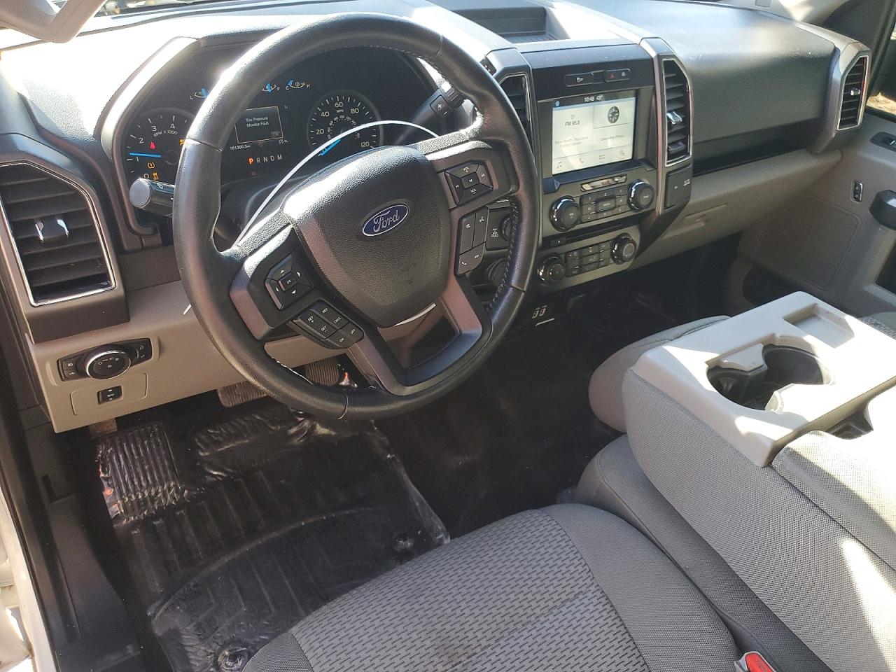 2017 FORD F150 SUPERCREW photo 8