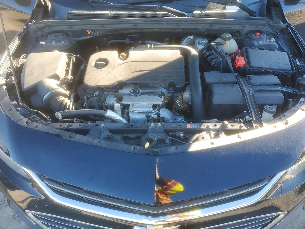 2017 CHEVROLET MALIBU LT photo 11