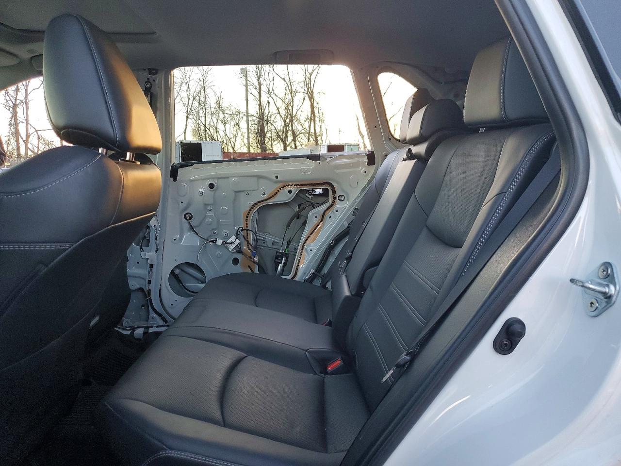 2024 TOYOTA RAV4 LIMITED photo 10