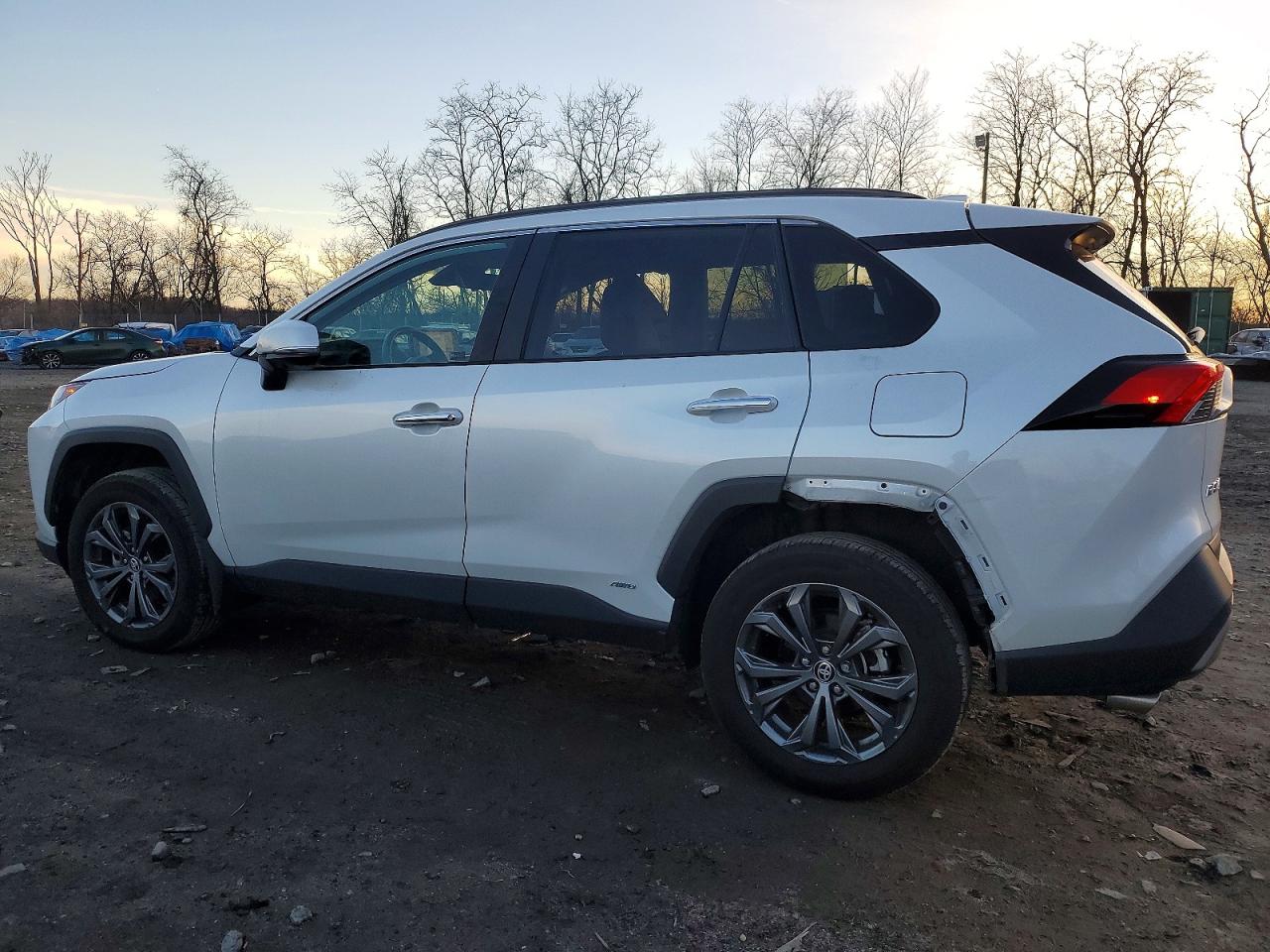 2024 TOYOTA RAV4 LIMITED photo 2