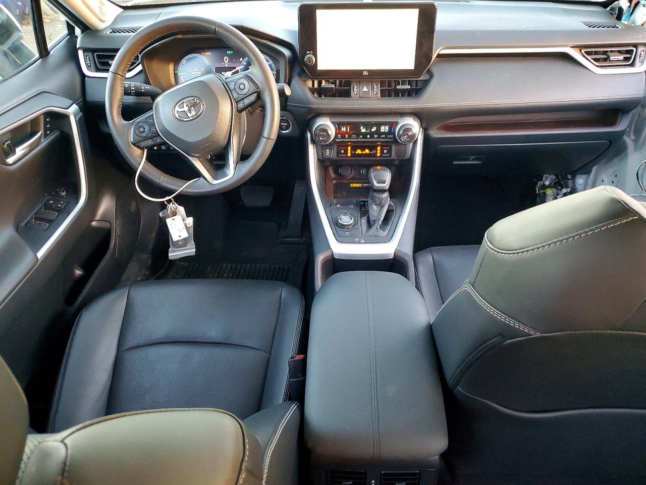 2024 TOYOTA RAV4 LIMITED photo 8