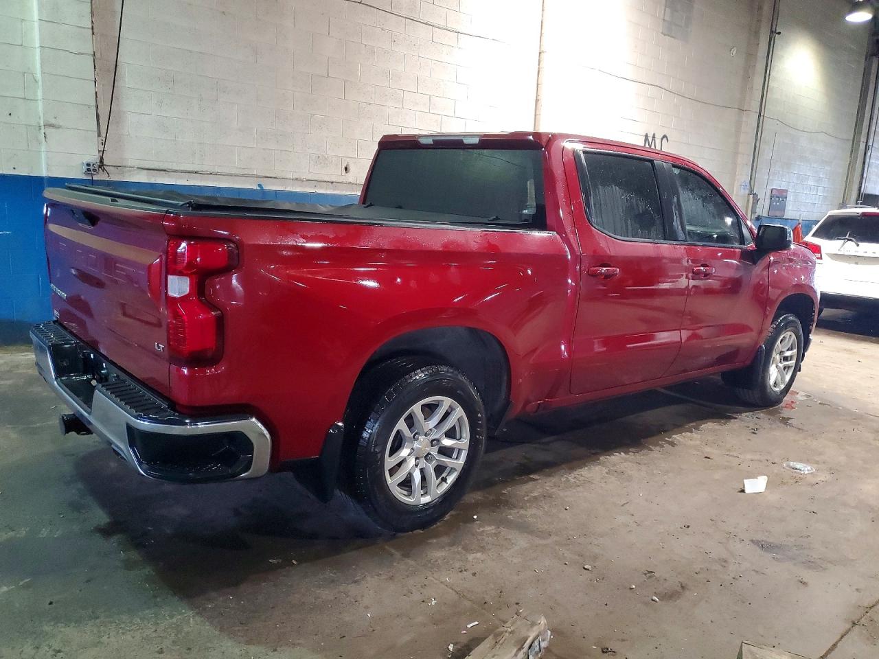 2019 CHEVROLET SILVERADO K1500 LT photo 3