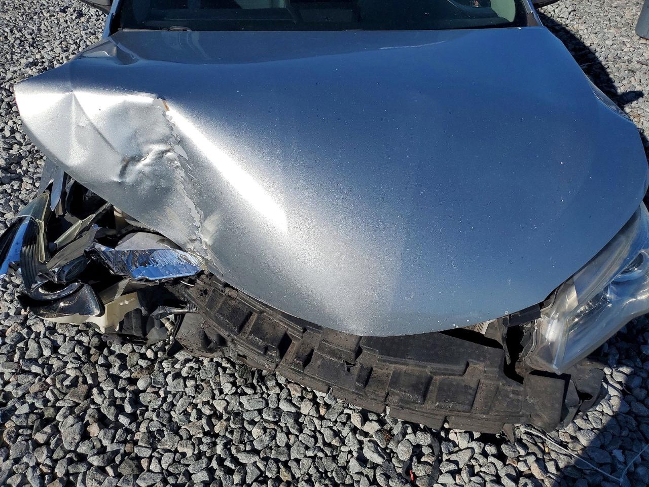 2015 TOYOTA CAMRY SE photo 11