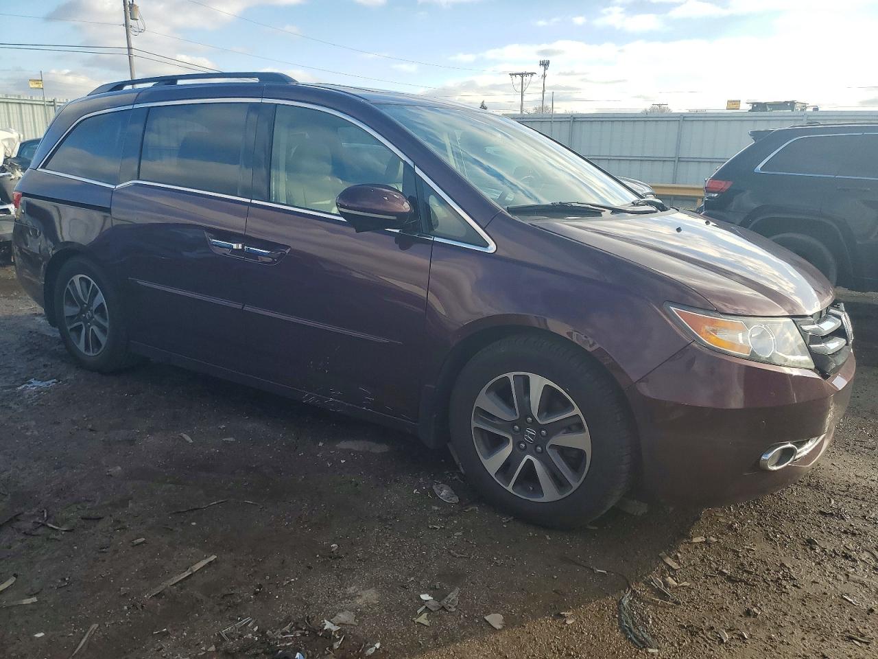 2014 HONDA ODYSSEY TOURING photo 4