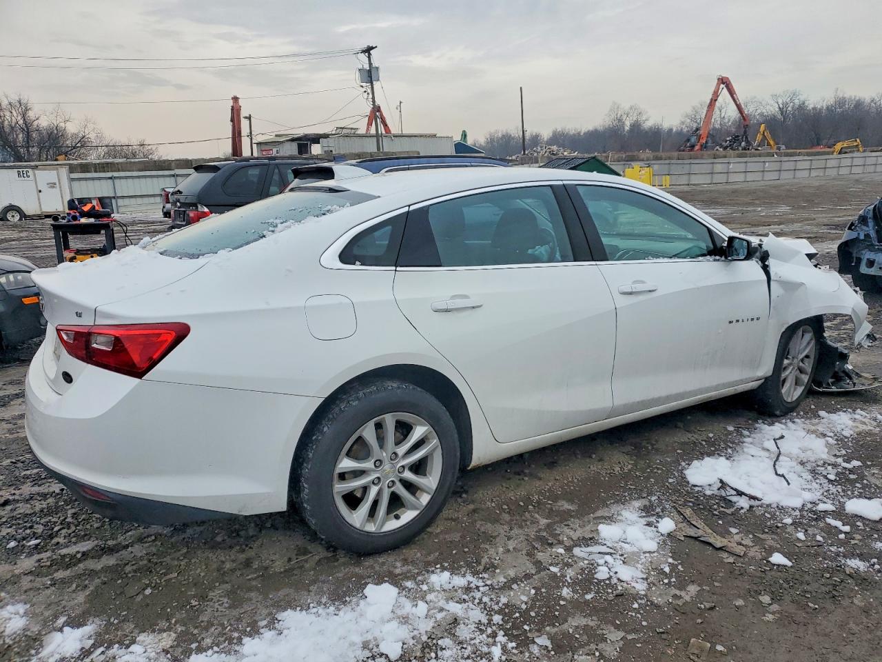 2016 CHEVROLET MALIBU LT photo 3
