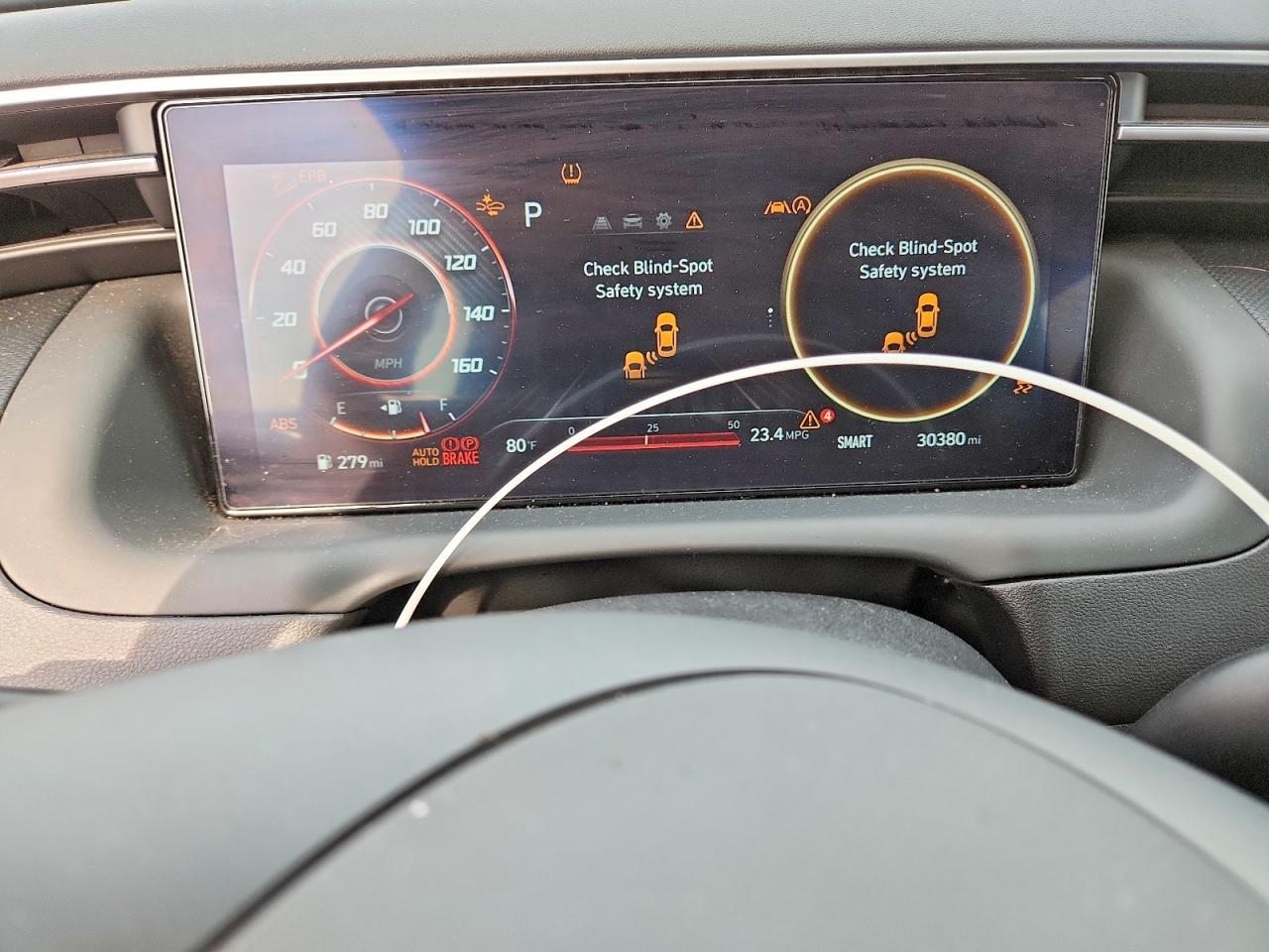 2024 HYUNDAI TUCSON SE photo 9