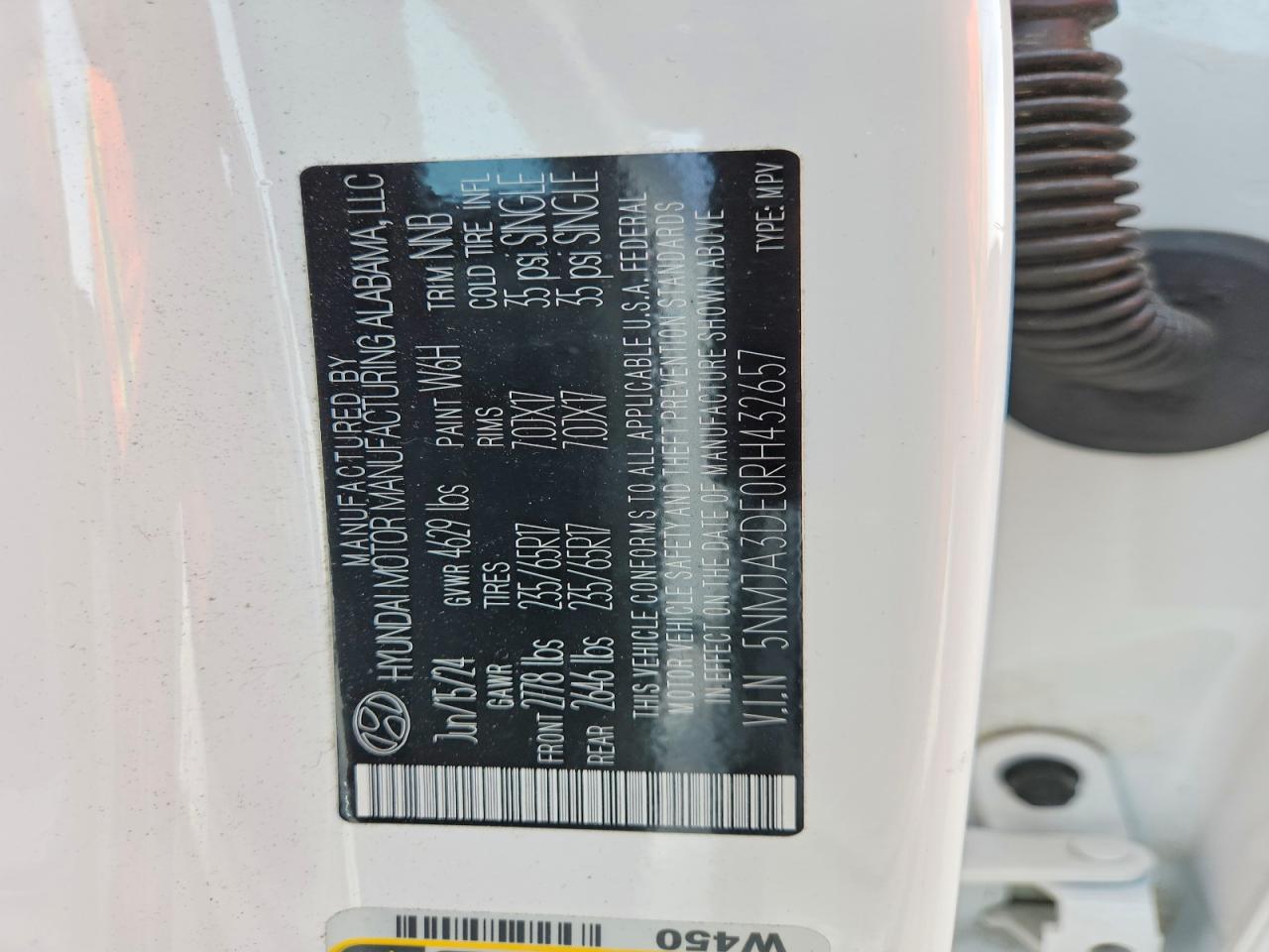2024 HYUNDAI TUCSON SE photo 13