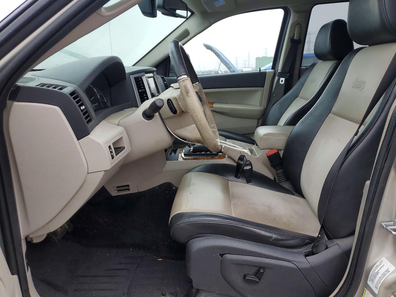 2010 JEEP GRAND CHEROKEE LIMITED photo 7