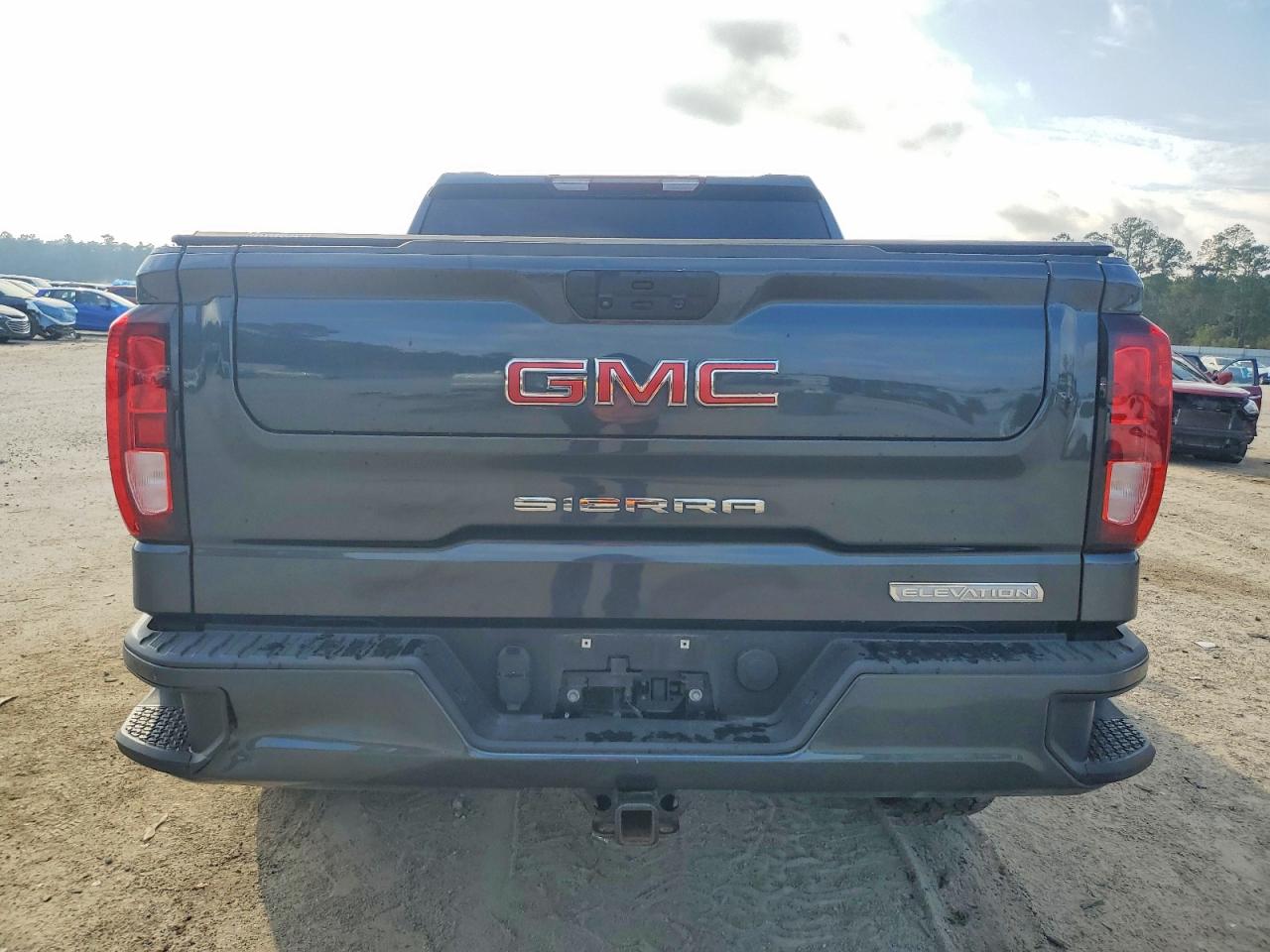 2021 GMC SIERRA K1500 ELEVATION photo 6