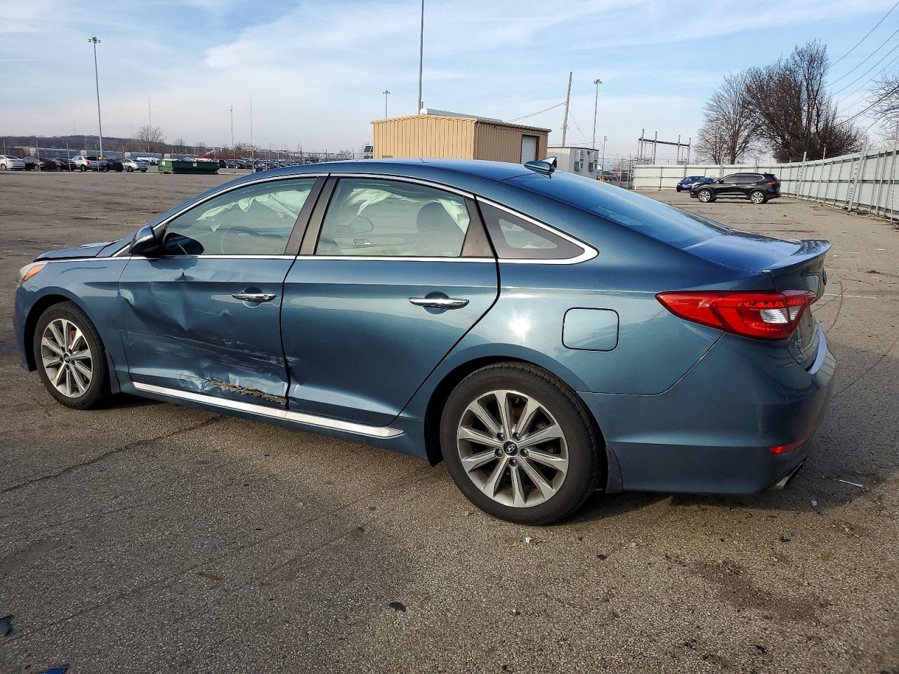 2017 HYUNDAI SONATA SPORT photo 2