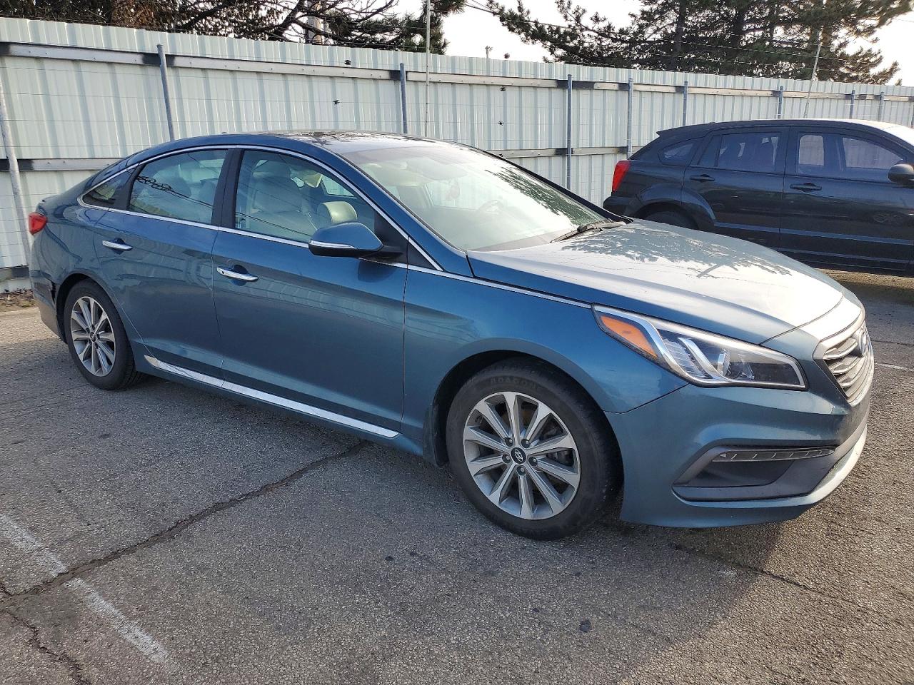2017 HYUNDAI SONATA SPORT photo 4