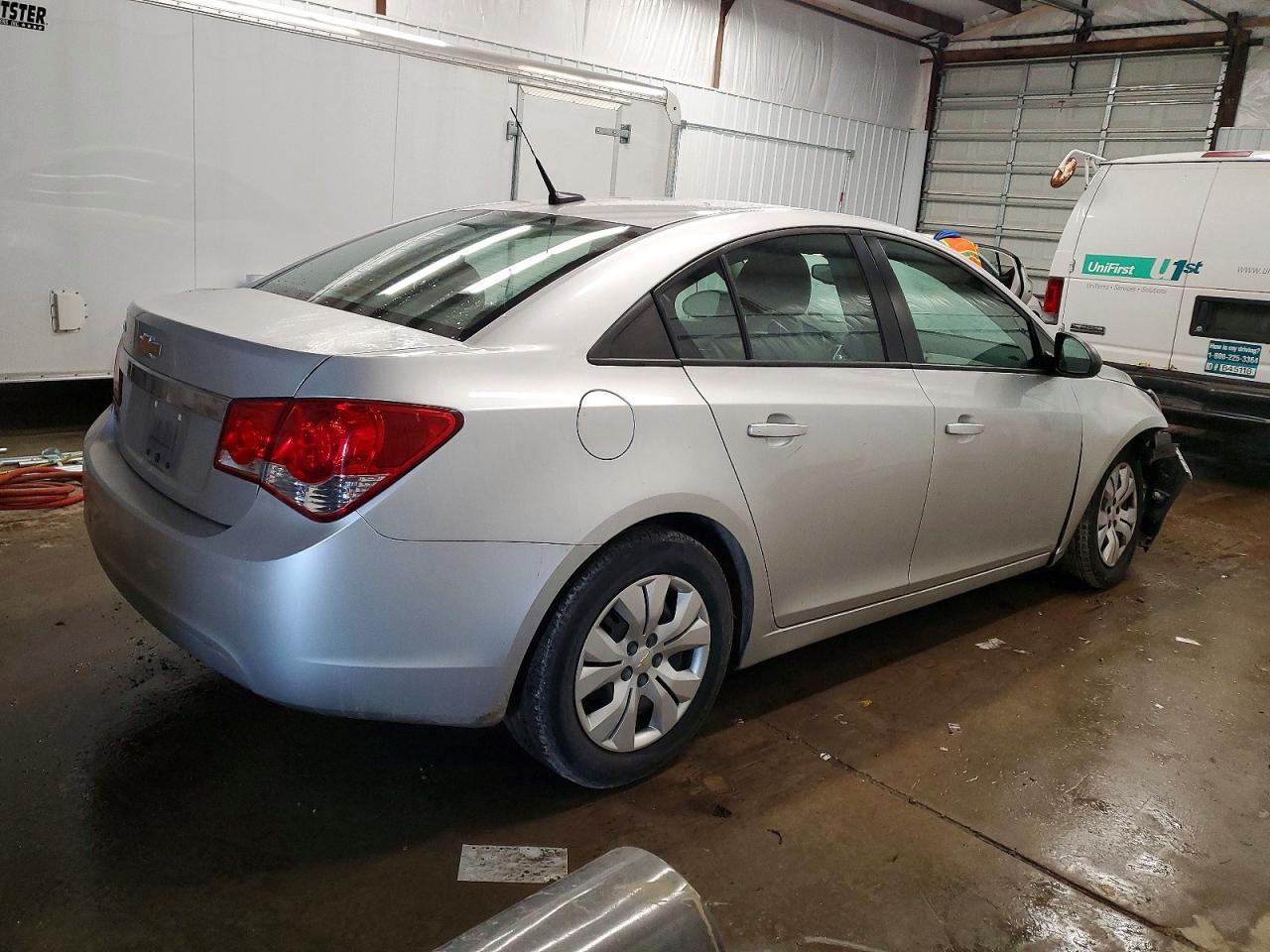 2014 CHEVROLET CRUZE LS photo 3