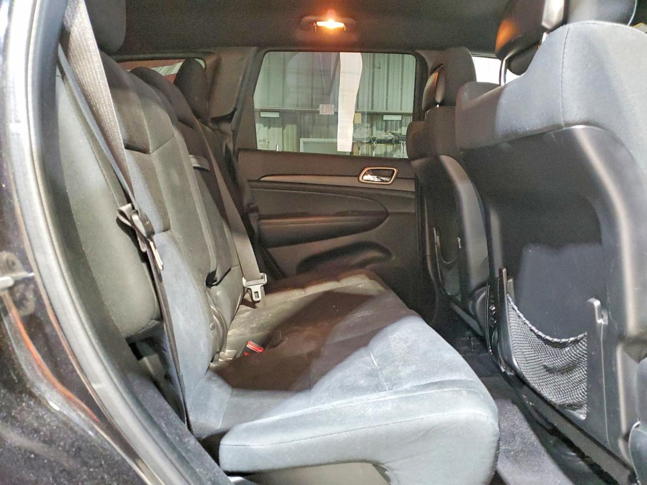2015 JEEP GRAND CHEROKEE LAREDO photo 11