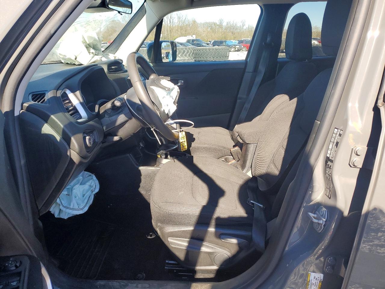 2019 JEEP RENEGADE LATITUDE photo 13