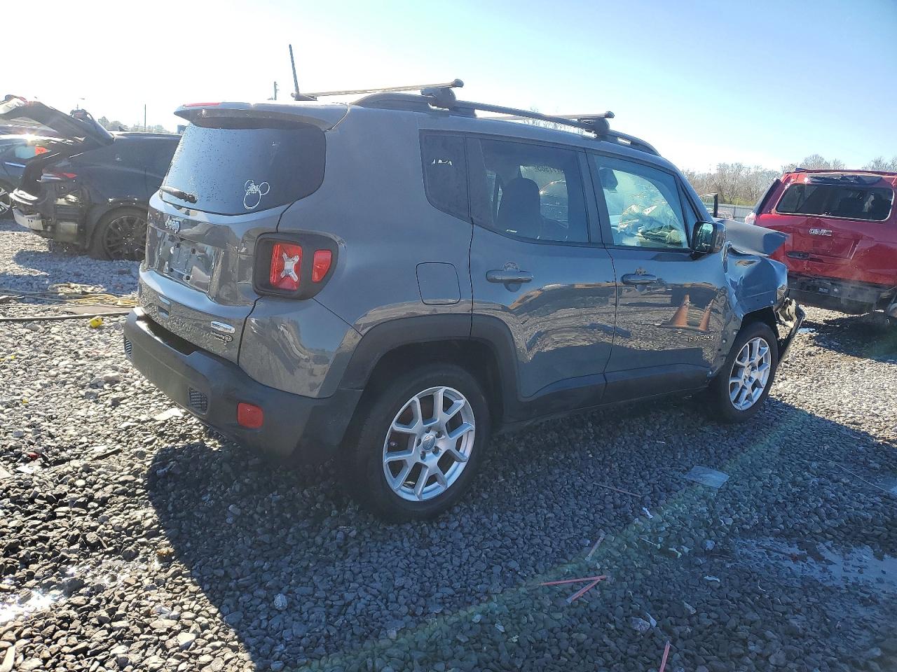 2019 JEEP RENEGADE LATITUDE photo 5