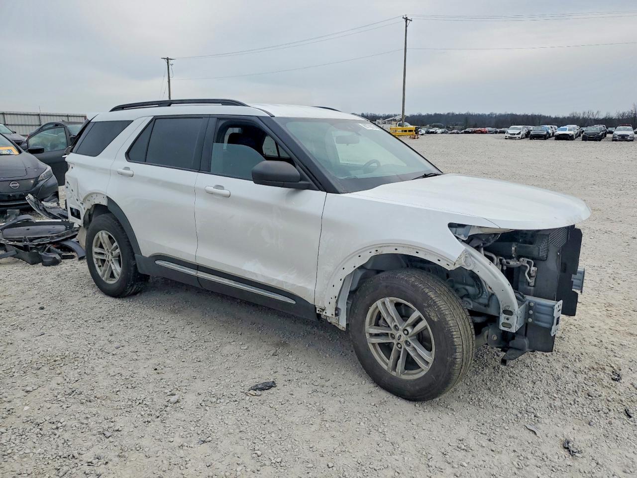 2020 FORD EXPLORER XLT photo 4