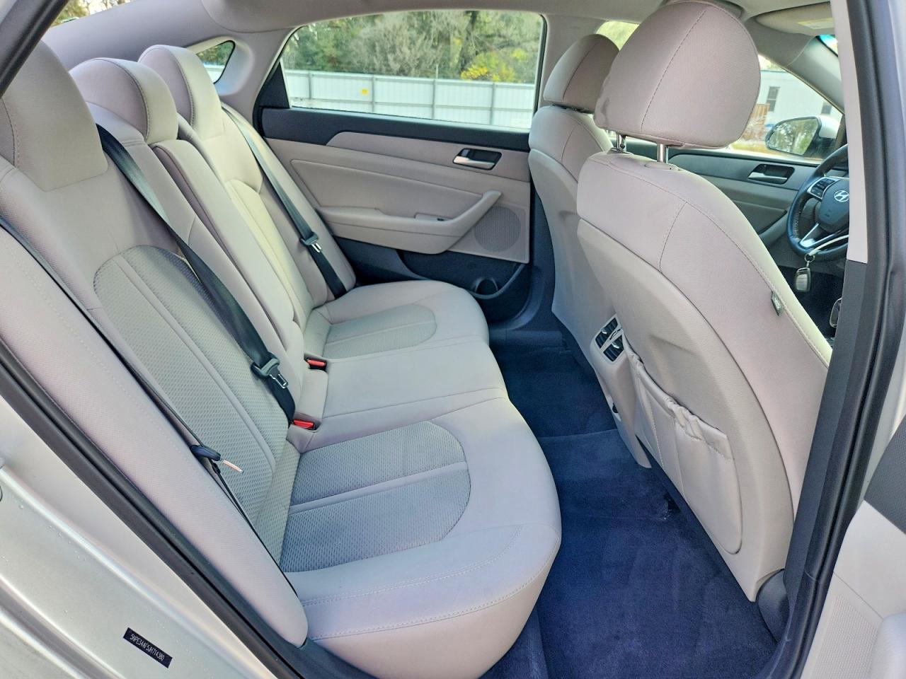 2018 HYUNDAI SONATA SPORT photo 10