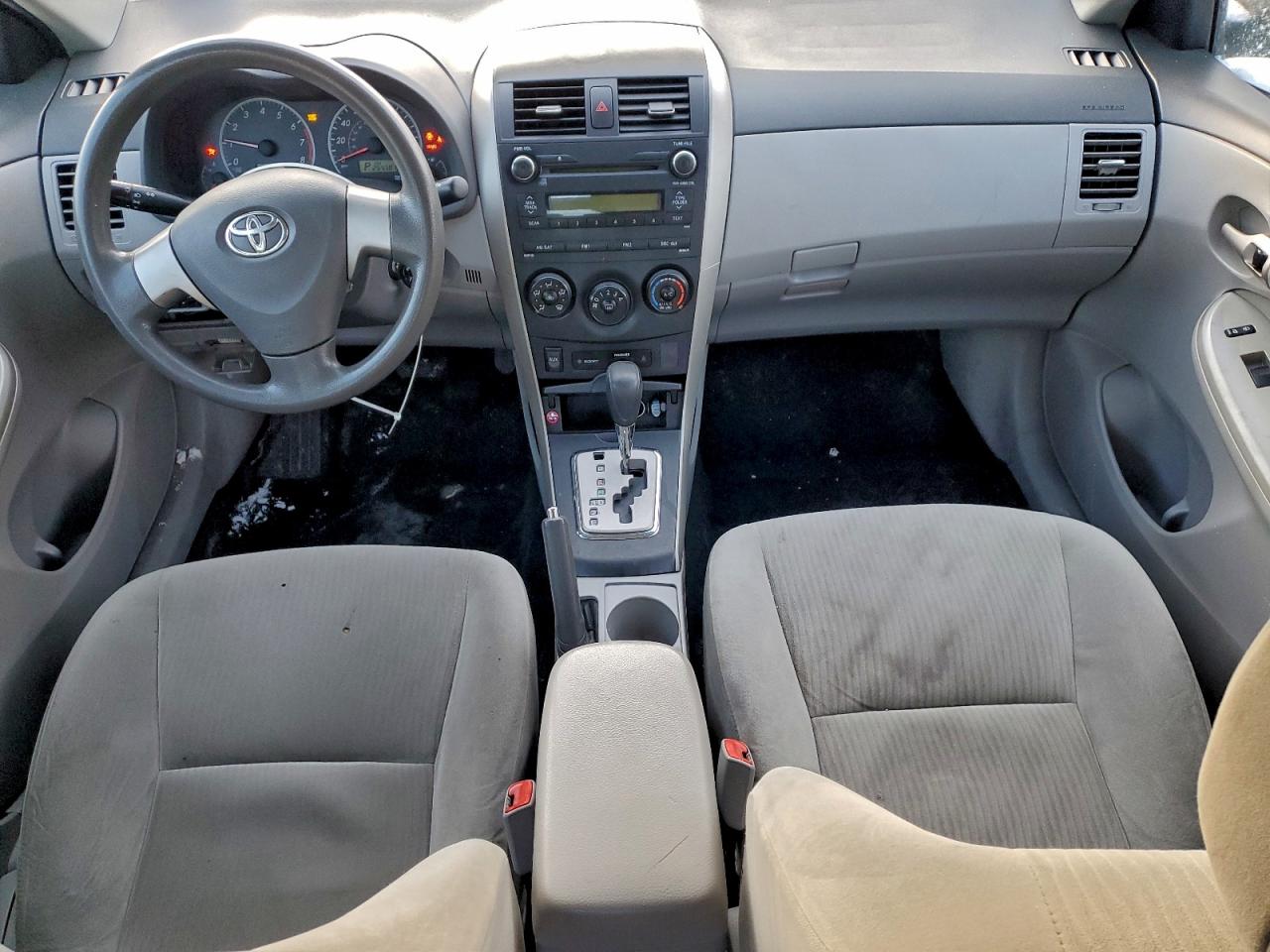 2010 TOYOTA COROLLA BASE photo 8