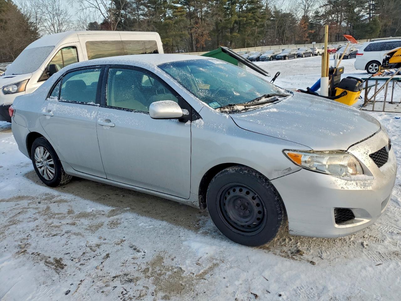 2010 TOYOTA COROLLA BASE photo 4