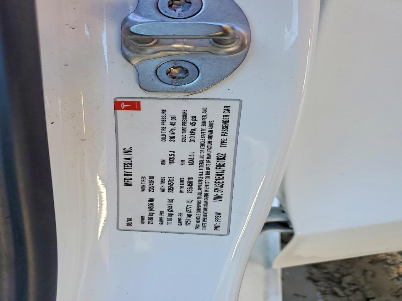 2018 TESLA MODEL 3 photo 13