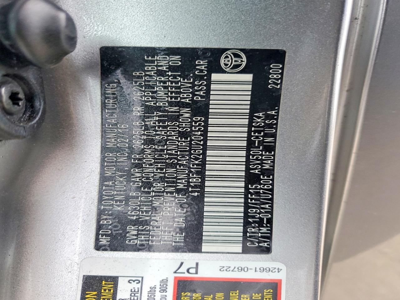 2016 TOYOTA CAMRY LE photo 12