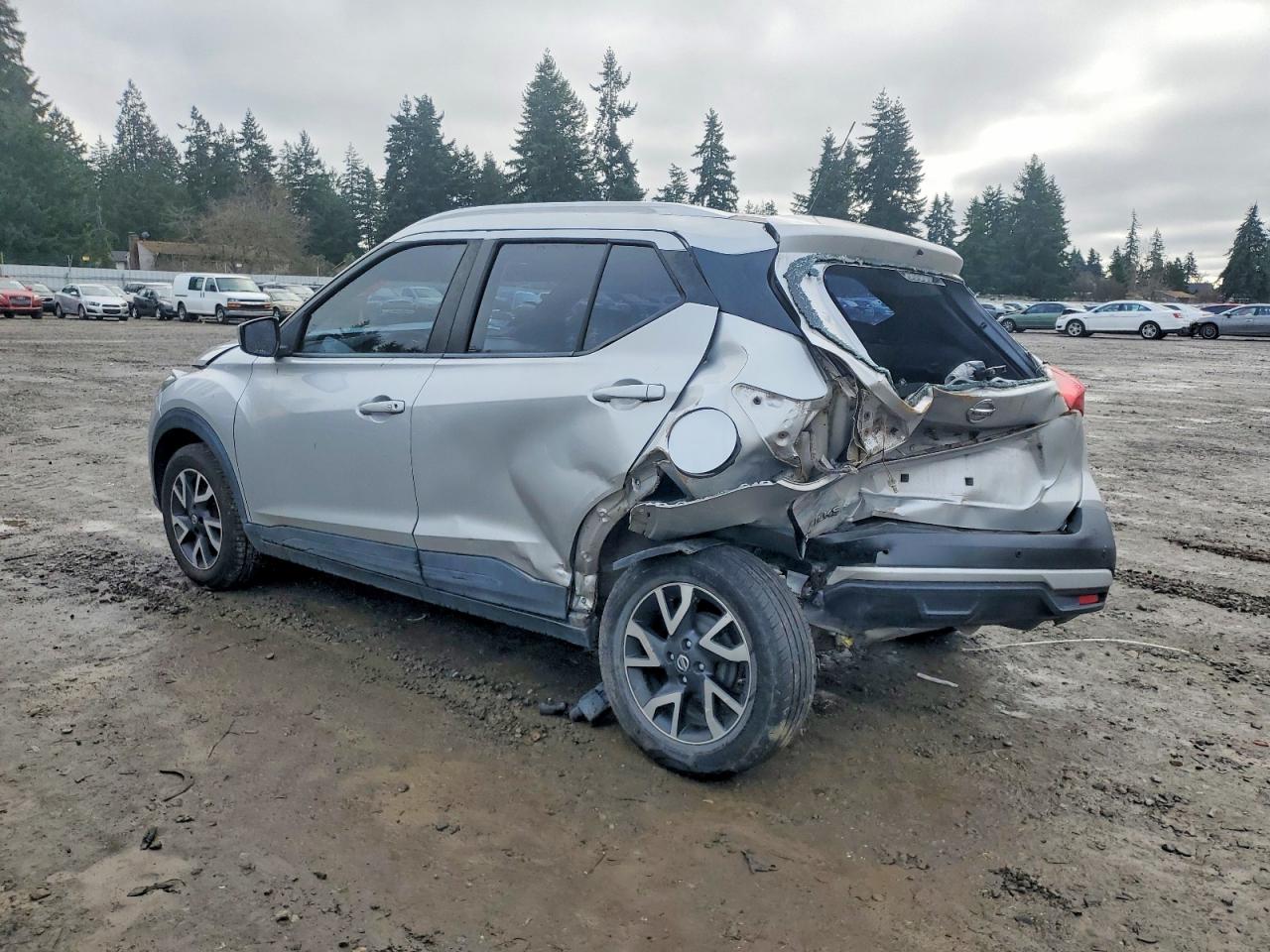 2018 NISSAN KICKS photo 4