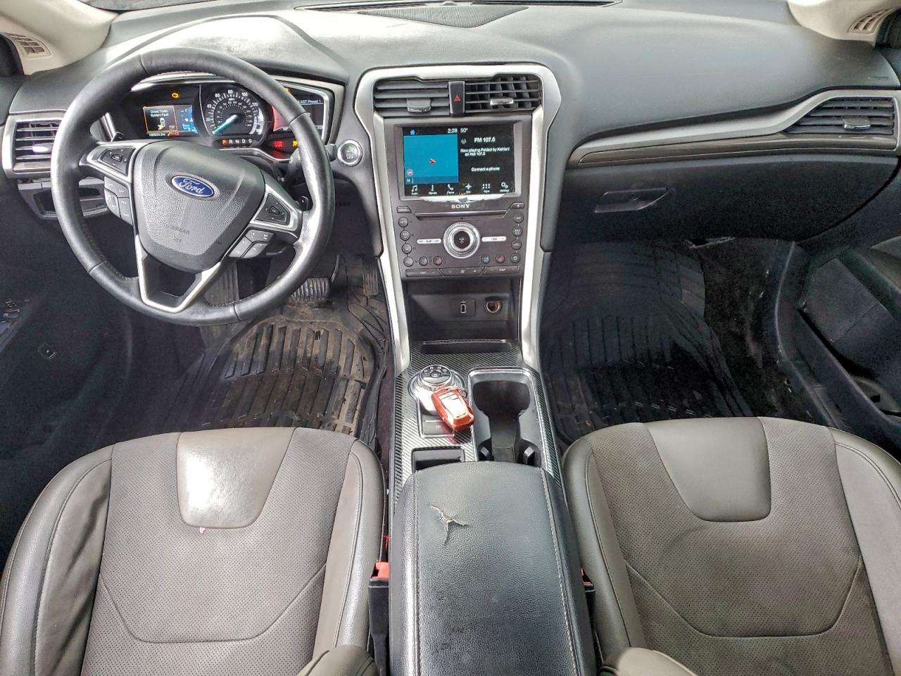 2017 FORD FUSION SE photo 8
