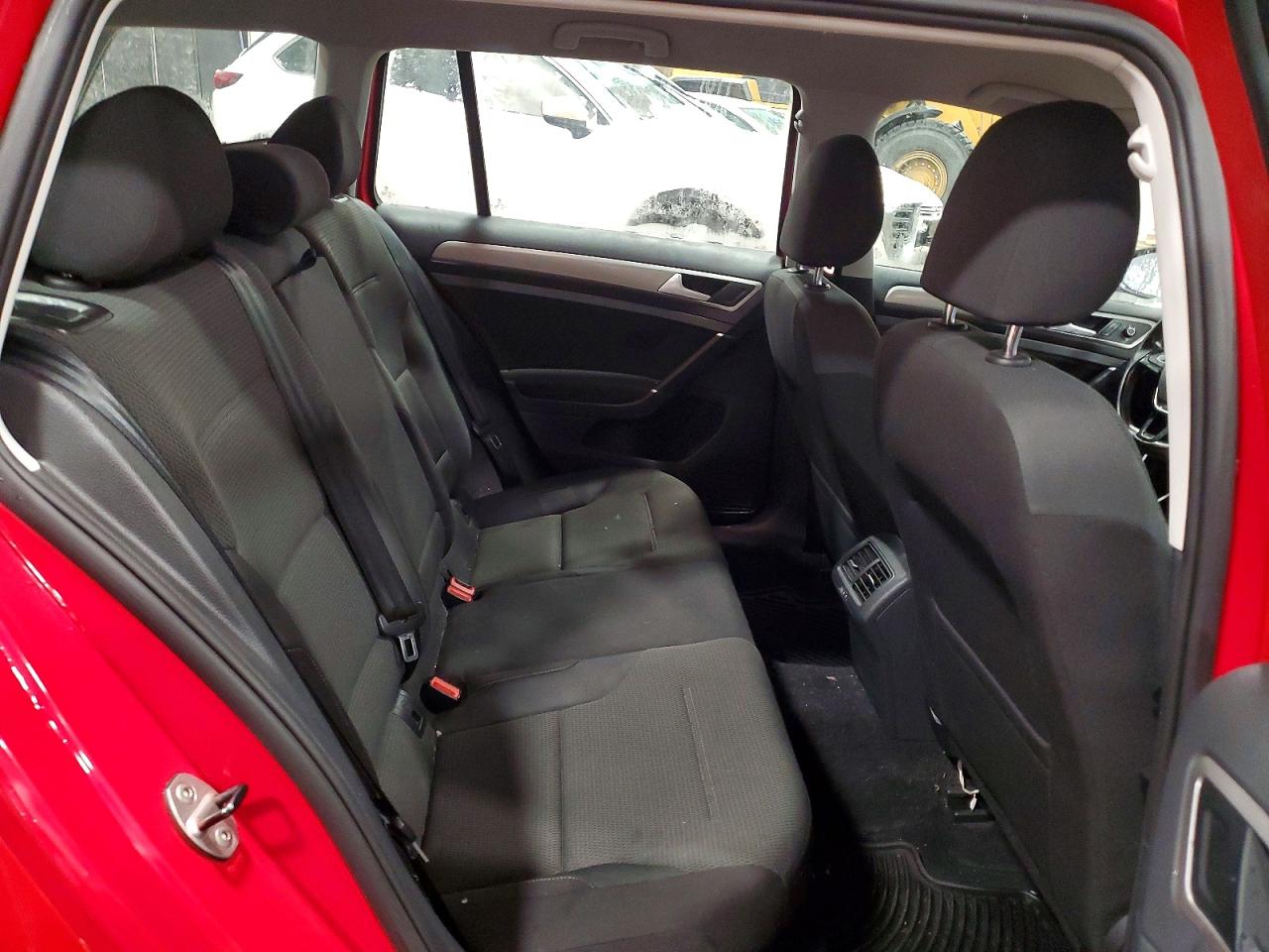 2017 VOLKSWAGEN GOLF SPORTWAGEN S photo 11