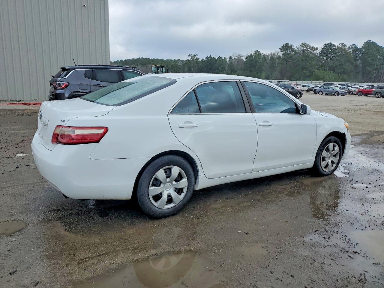 2007 TOYOTA CAMRY LE photo 3