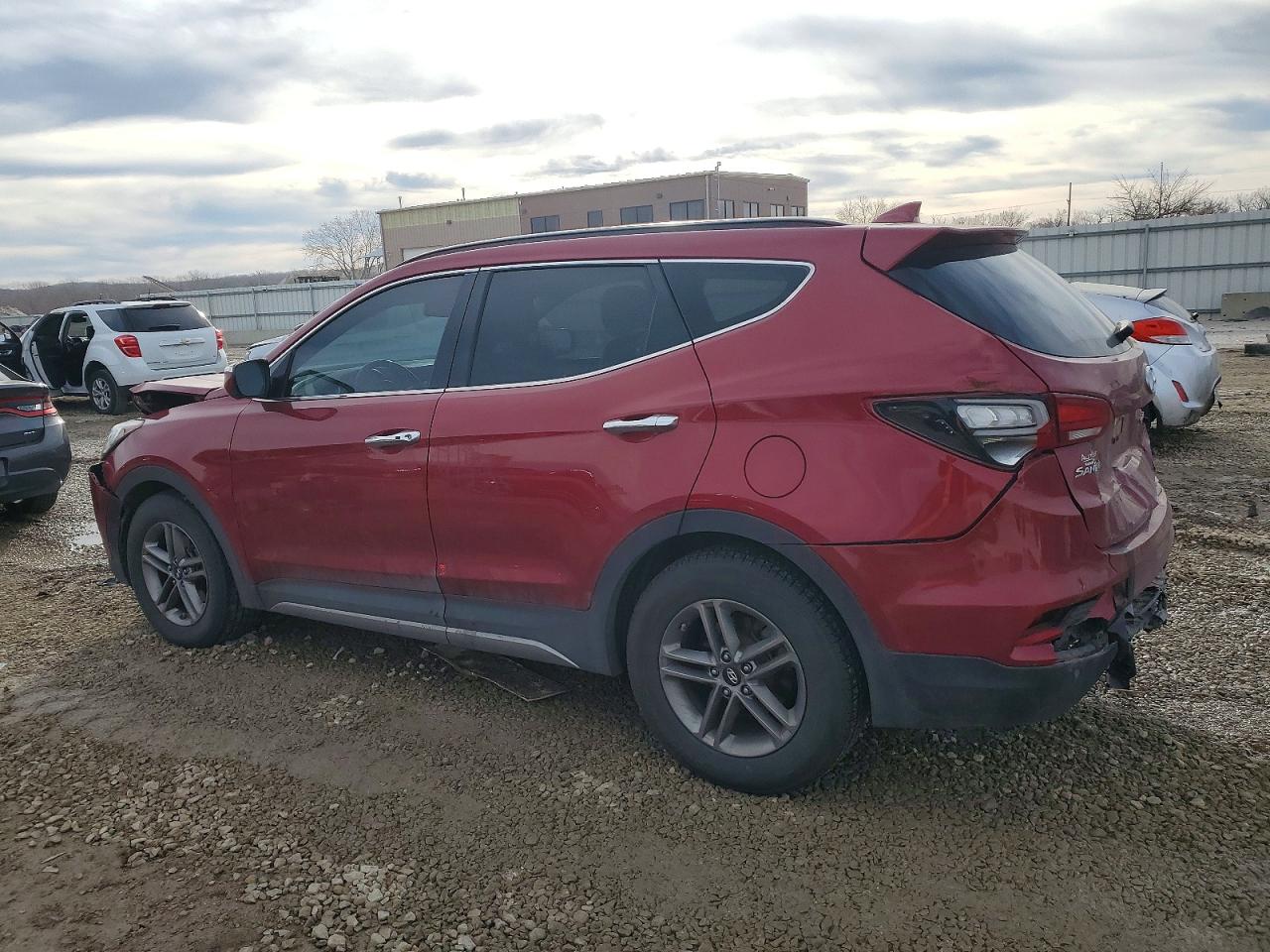 2017 HYUNDAI SANTA FE SPORT photo 2
