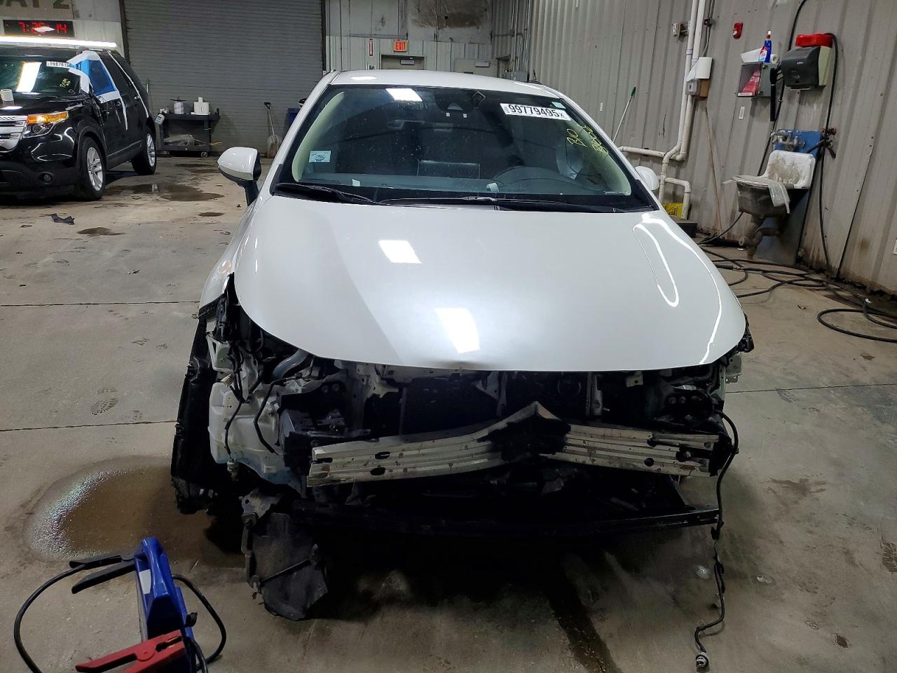 2021 TOYOTA COROLLA LE photo 5