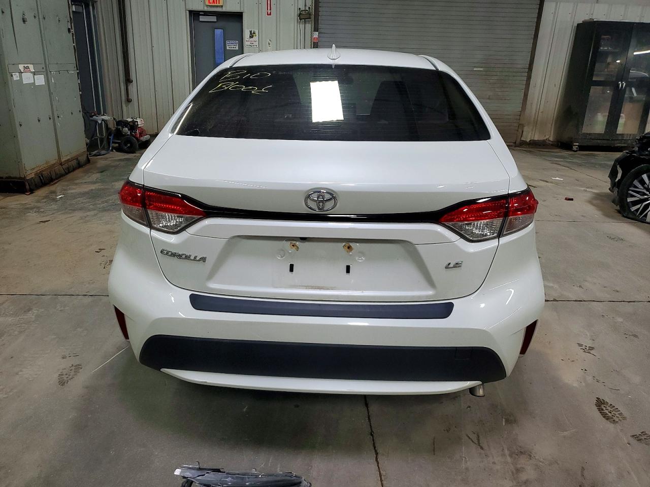 2021 TOYOTA COROLLA LE photo 6